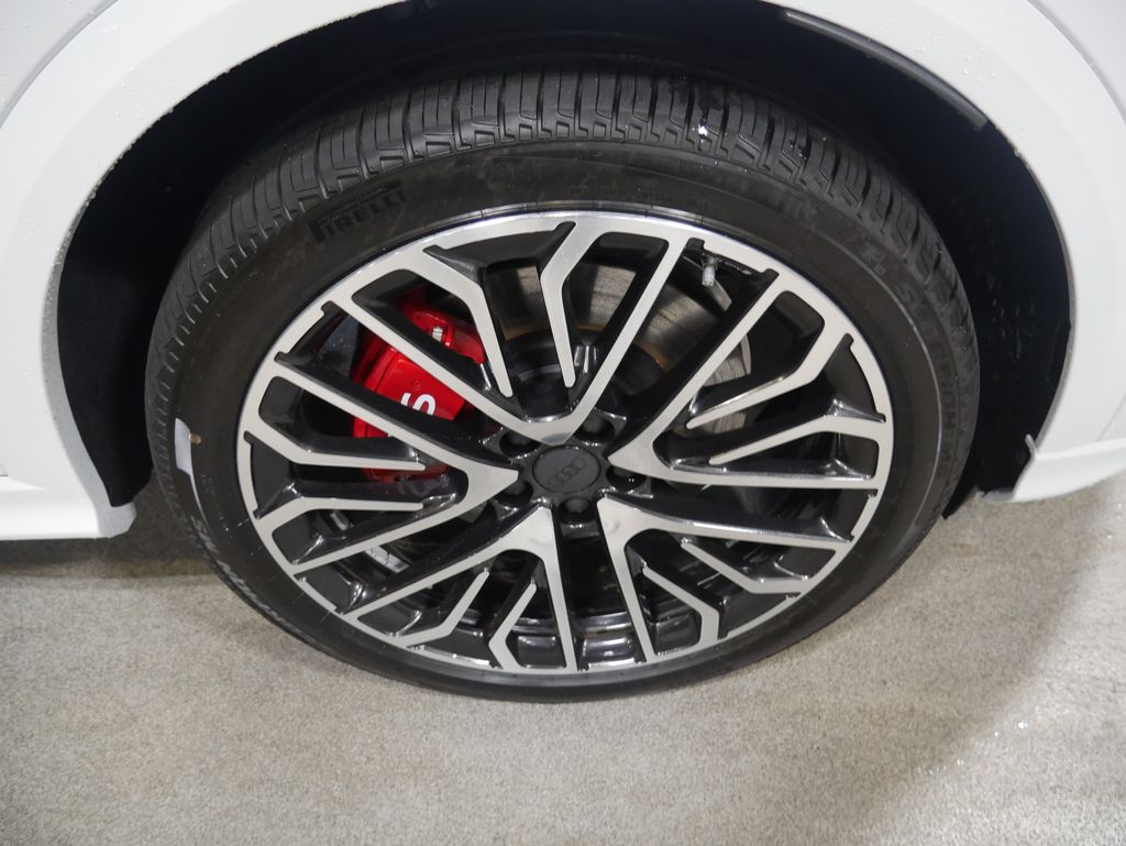 Thumbnail: 2026 Audi SQ5 - 14