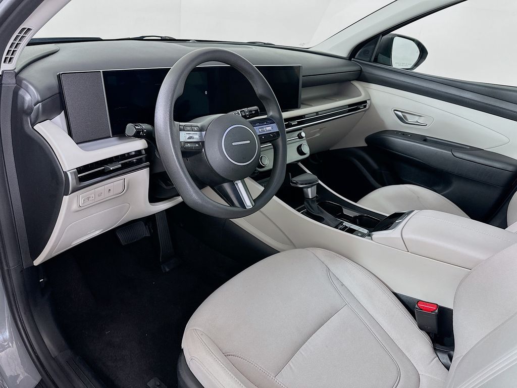 Thumbnail: 2025 Hyundai Tucson - 9