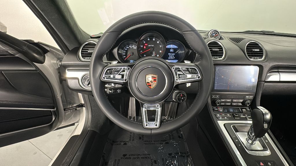 2024 Porsche 718 Cayman GTS 15