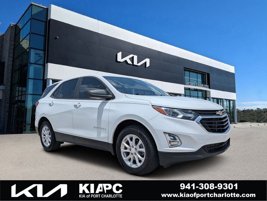 Summit White 2020 Chevrolet Equinox SUV / Crossover Front-Wheel Drive 6-Speed Automatic Overdrive