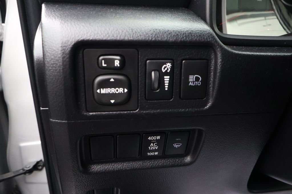 Thumbnail: 2024 Toyota 4Runner - 18