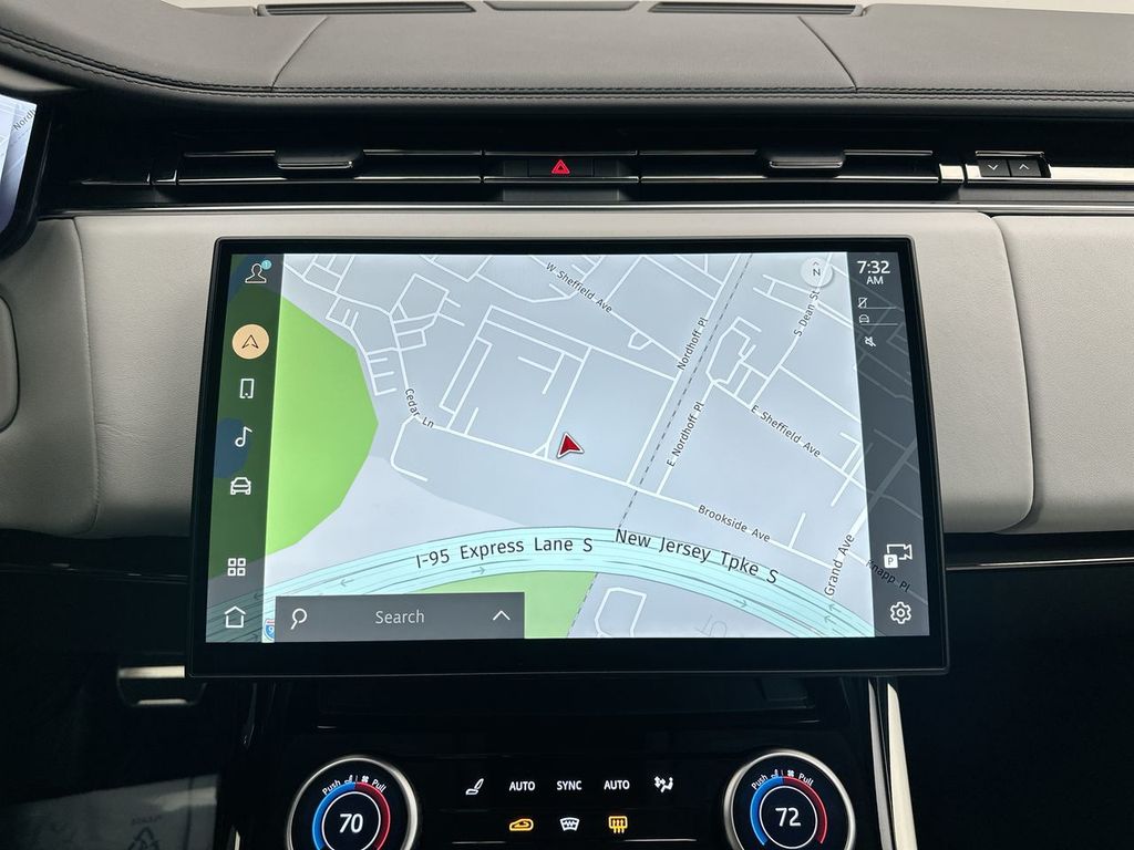 Thumbnail: 2023 Land Rover Range Rover Sport - 25