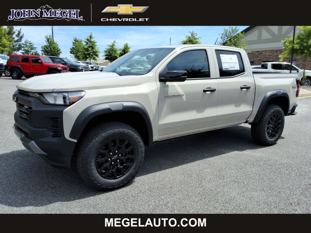 White Sands 2026 Chevrolet Colorado Pickup Truck Four-Wheel Drive 8-Speed Automatic