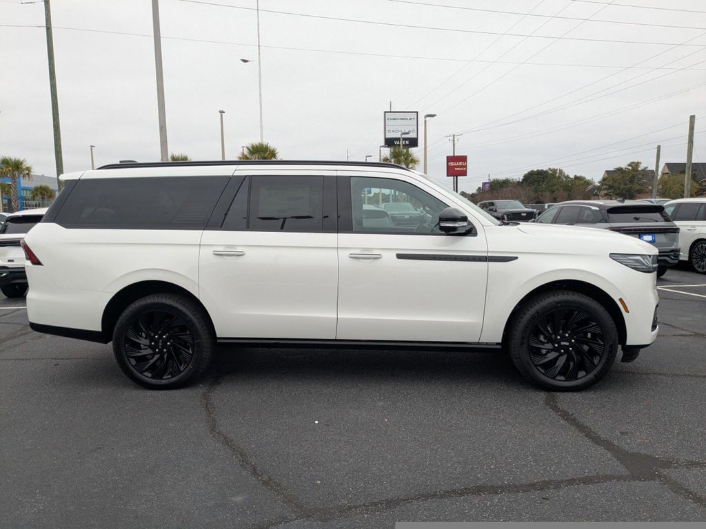 2025 Lincoln Navigator Reserve L