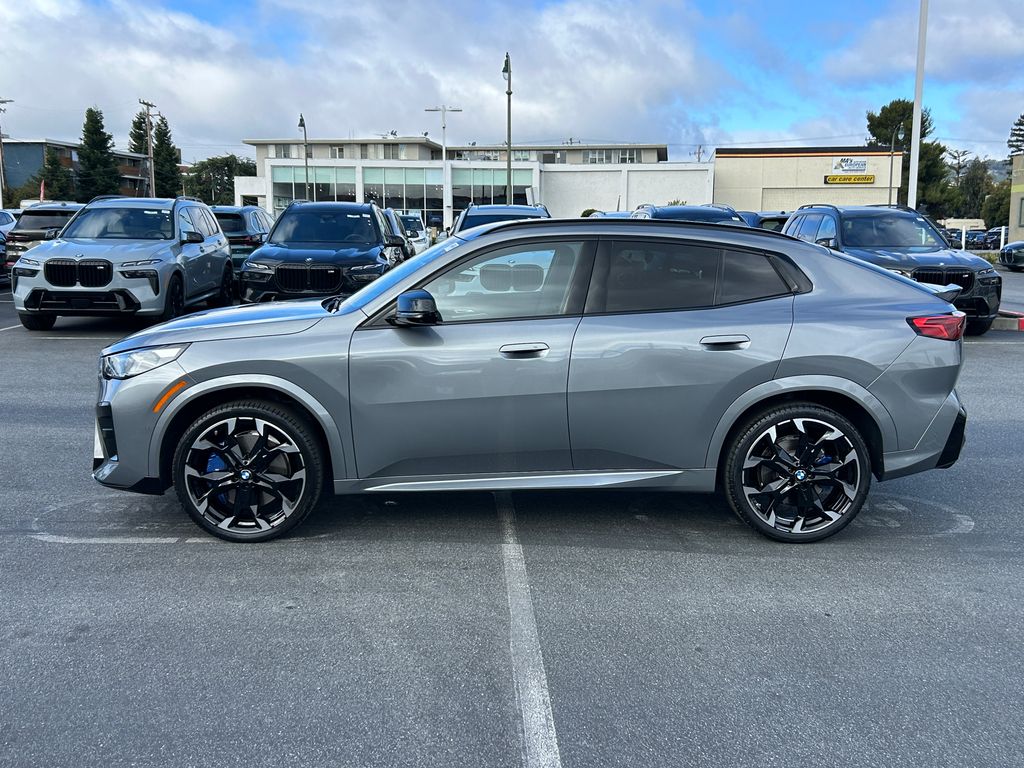 Thumbnail: 2025 BMW X2 - 2