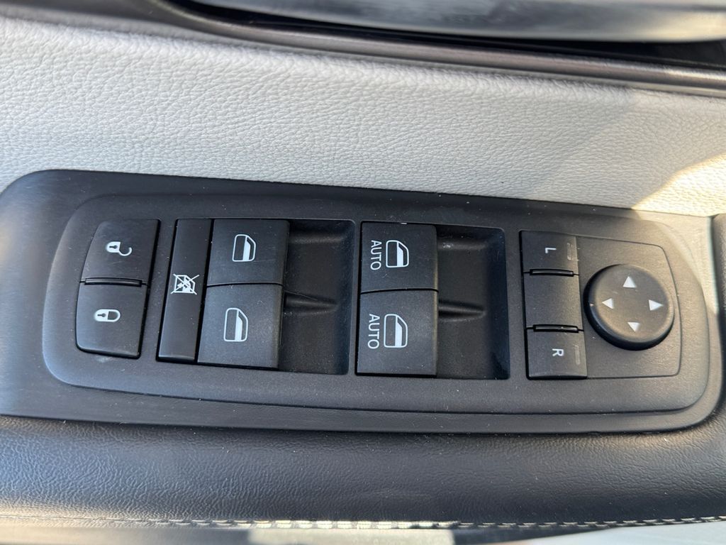 2023 Chrysler Pacifica Touring L Black at Bob Ruth Ford