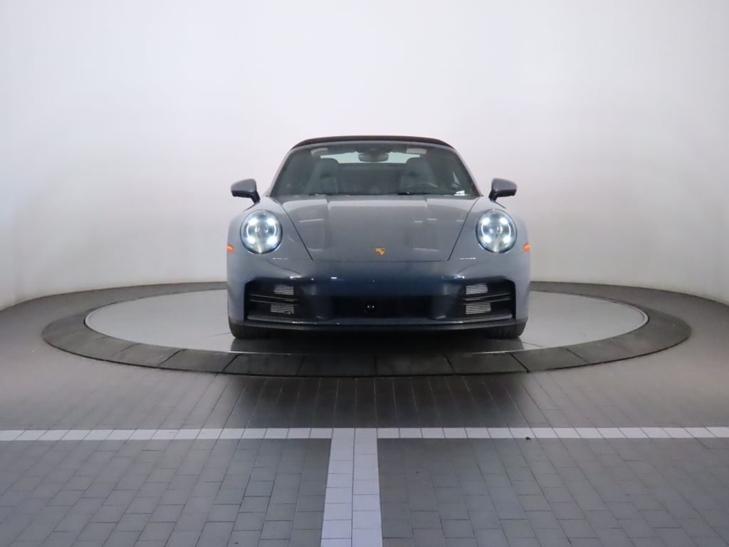 Thumbnail: 2025 Porsche 911 - 10