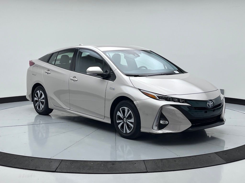 2017 Toyota Prius Prime Advanced 3