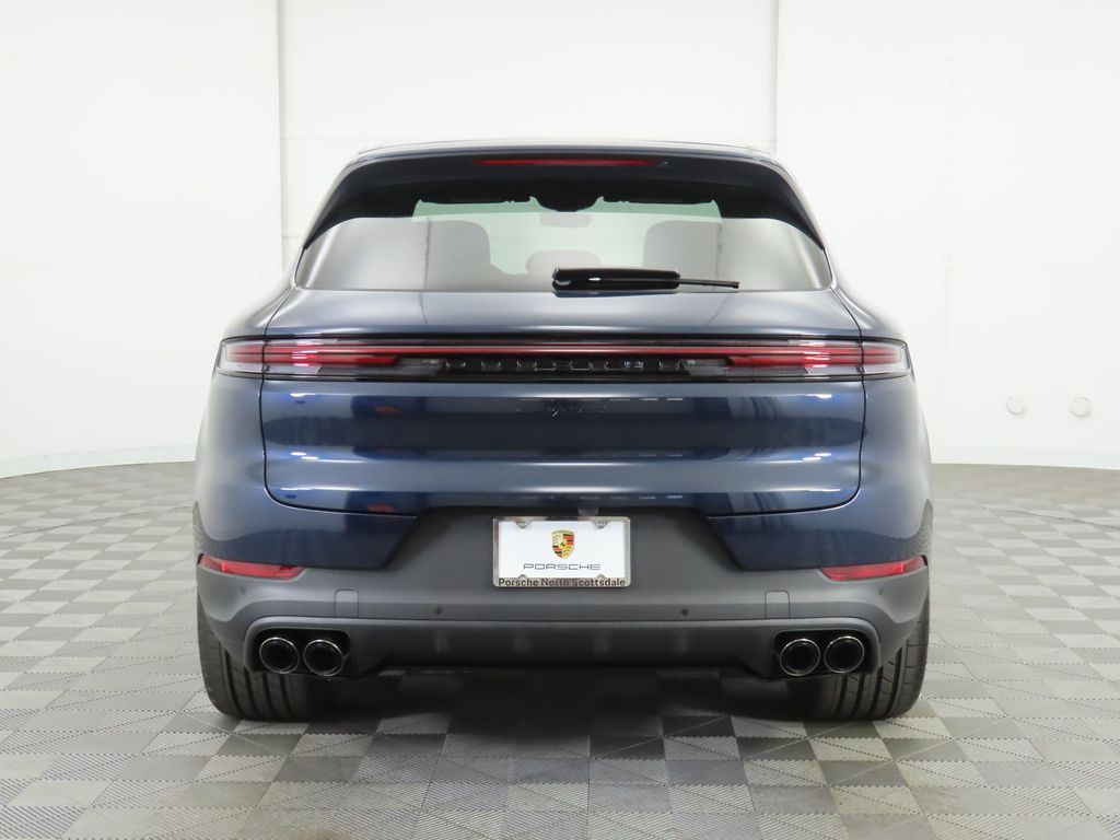 2024 Porsche Cayenne  6