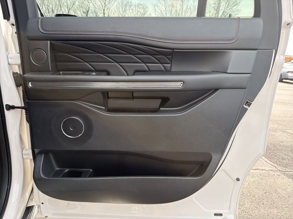 Thumbnail: 2019 Ford Expedition MAX - 25