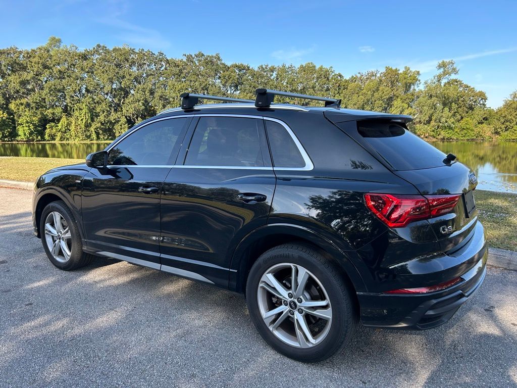 Thumbnail: 2022 Audi Q3 - 3