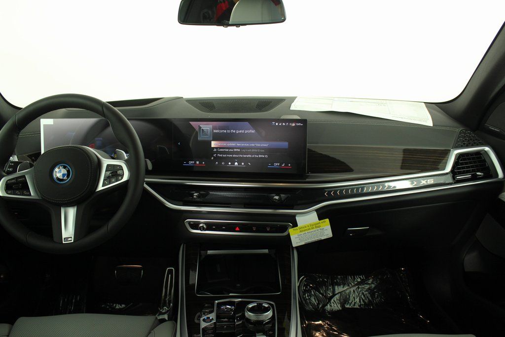 Thumbnail: 2026 BMW X5 - 4