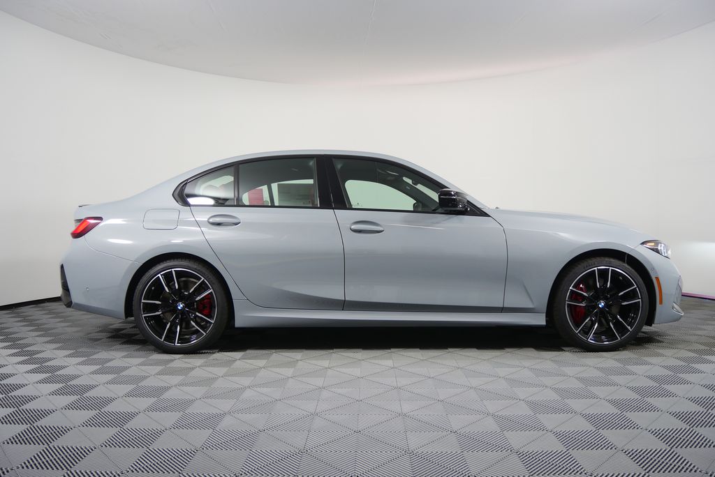 Thumbnail: 2025 BMW 3 Series - 2