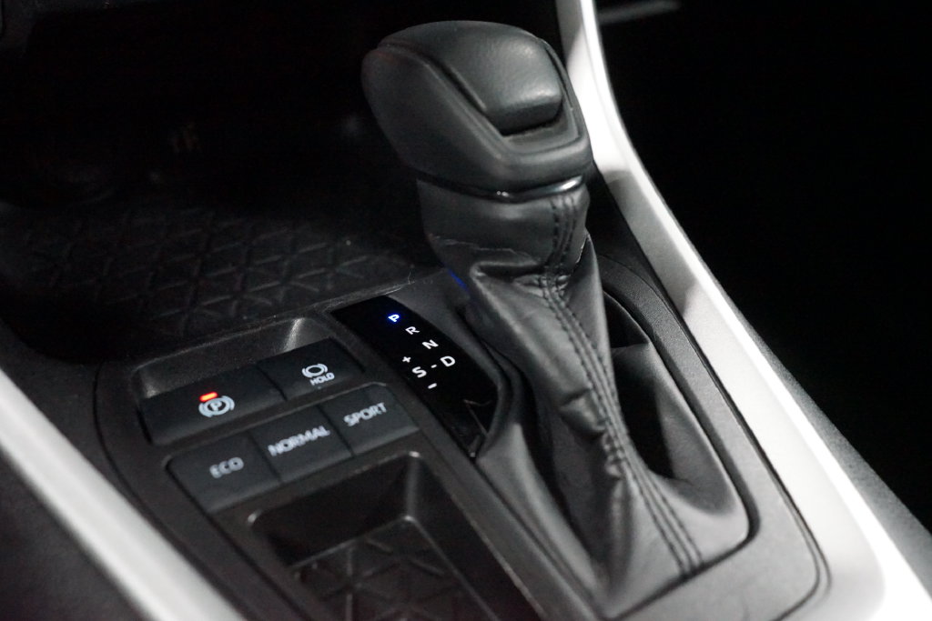 Thumbnail: 2024 Toyota RAV4 - 21