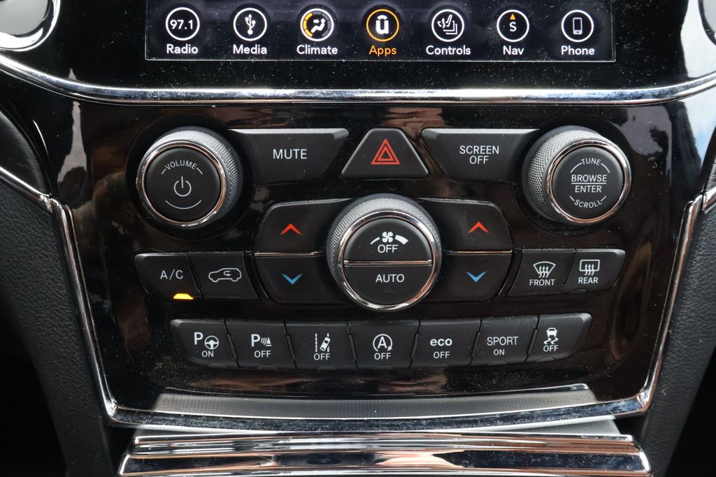 Thumbnail: 2019 Jeep Grand Cherokee - 26