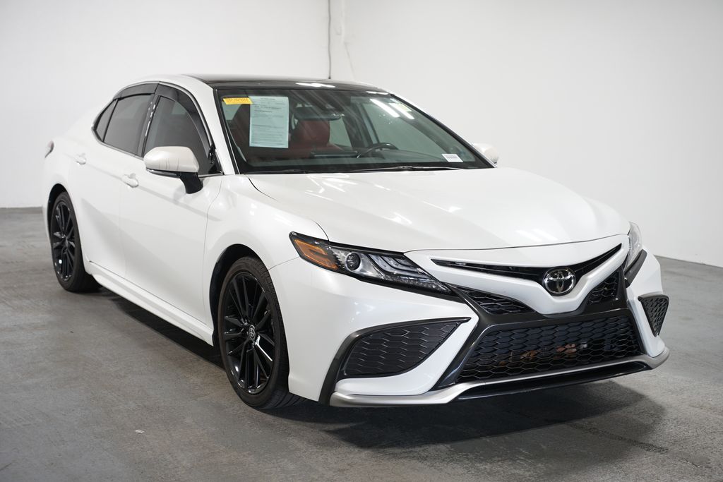 Thumbnail: 2022 Toyota Camry - 3
