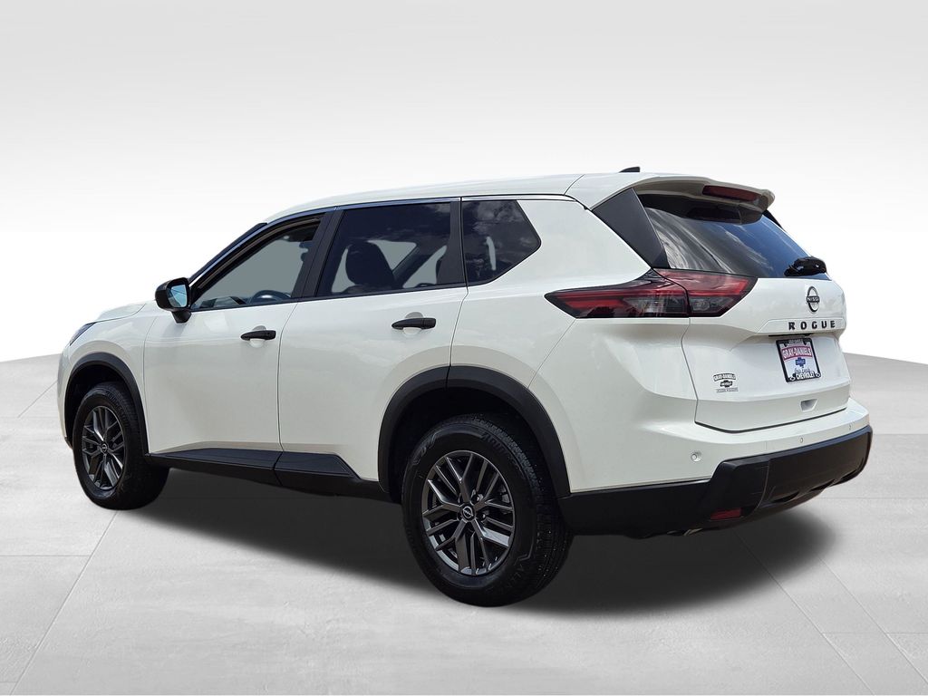 Used 2024 Nissan Rogue SUV