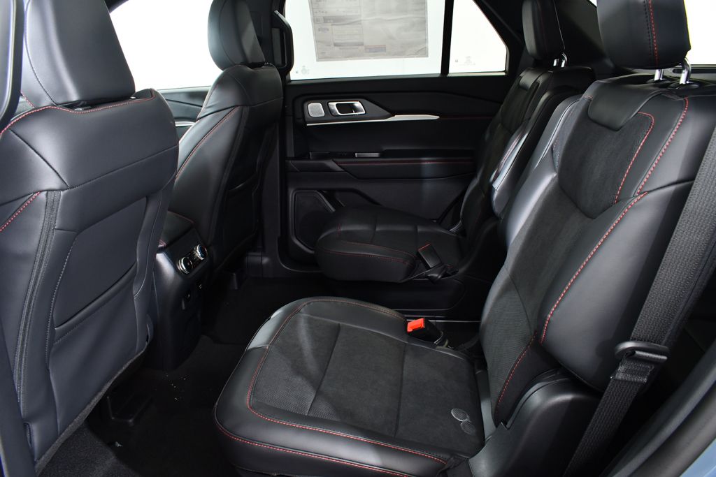 New 2026 Blue Ford ST image 16