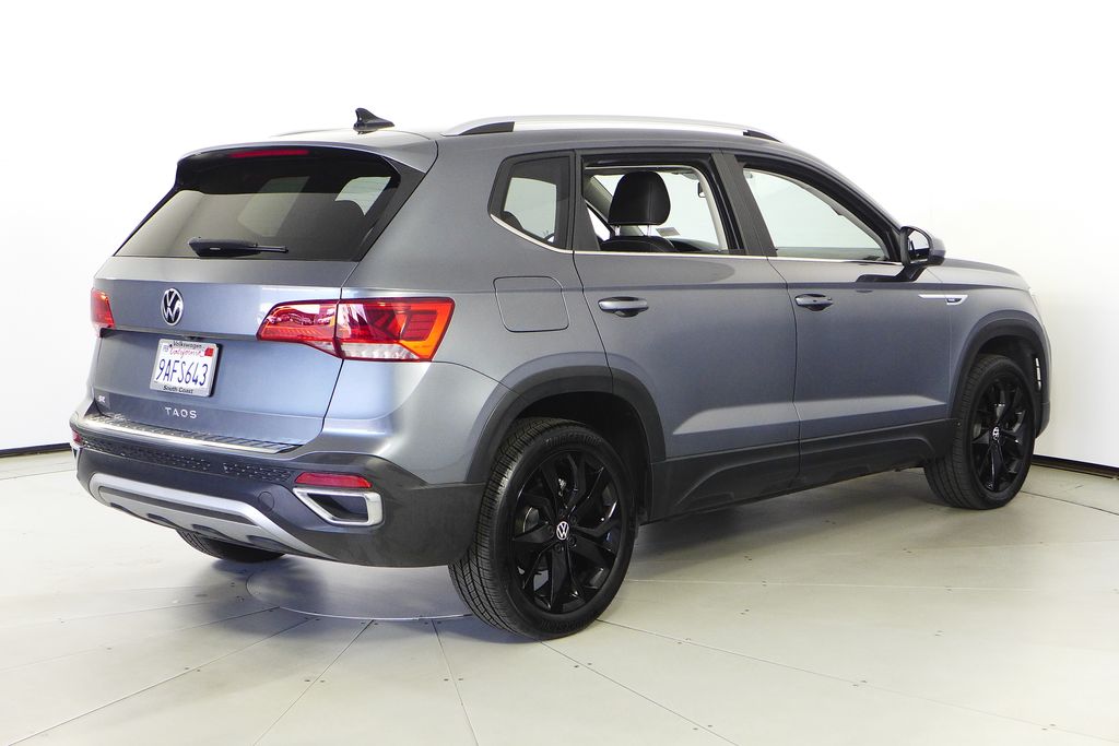 Thumbnail: 2022 Volkswagen Taos - 7