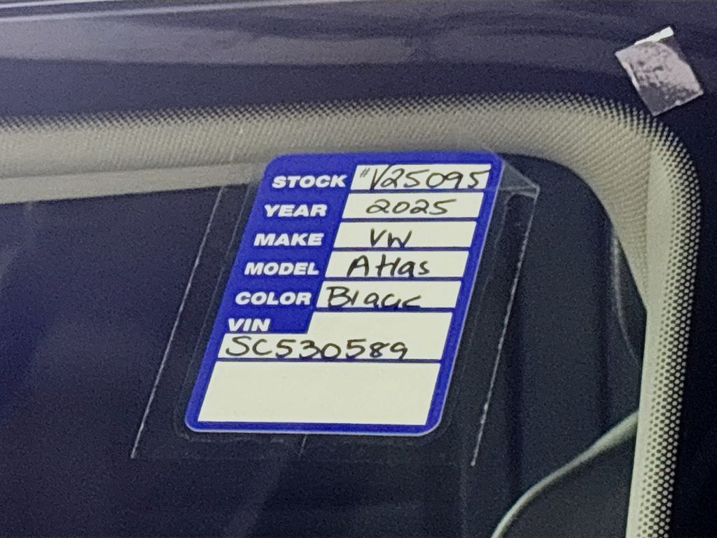 2025 Volkswagen Atlas 2.0T SEL