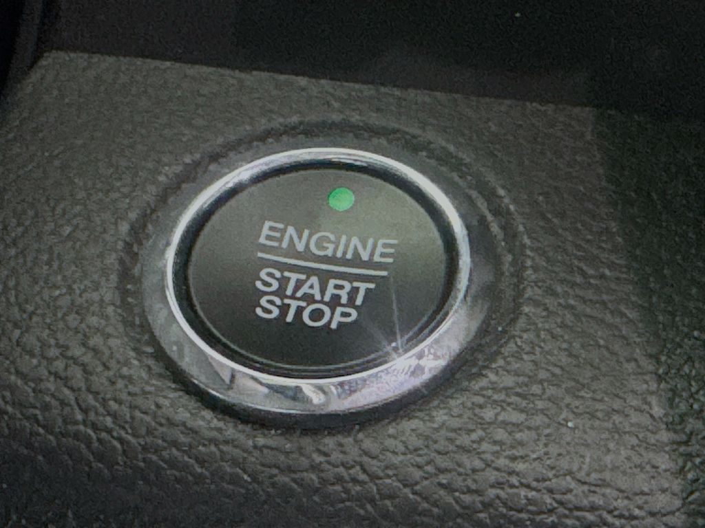 Used Car 2019 Ford Expedition  Xlt For Sale Under $20,000 In Austin, Texas