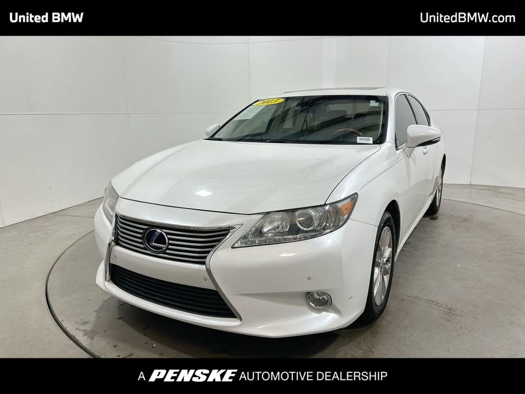 2013 Lexus ES Hybrid 300h -
                  Roswell, GA