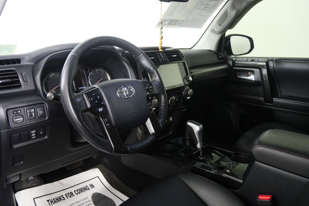 Thumbnail: 2023 Toyota 4Runner - 12
