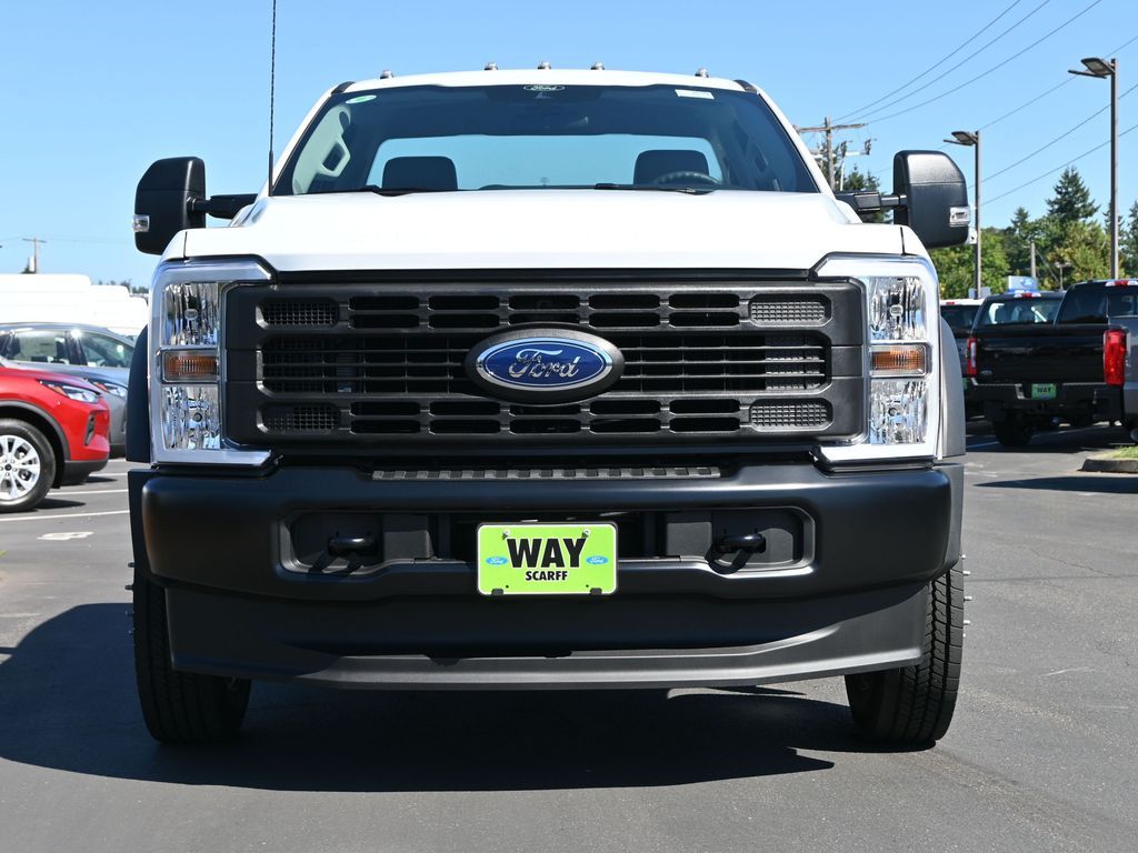 2025 Ford F-550 Chassis XL