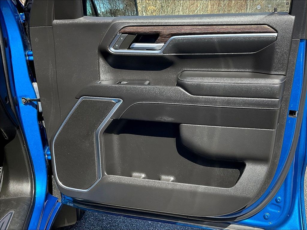 2022 GMC Sierra 1500 — photo 12
