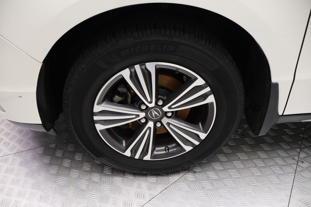 Thumbnail: 2017 Acura MDX - 4
