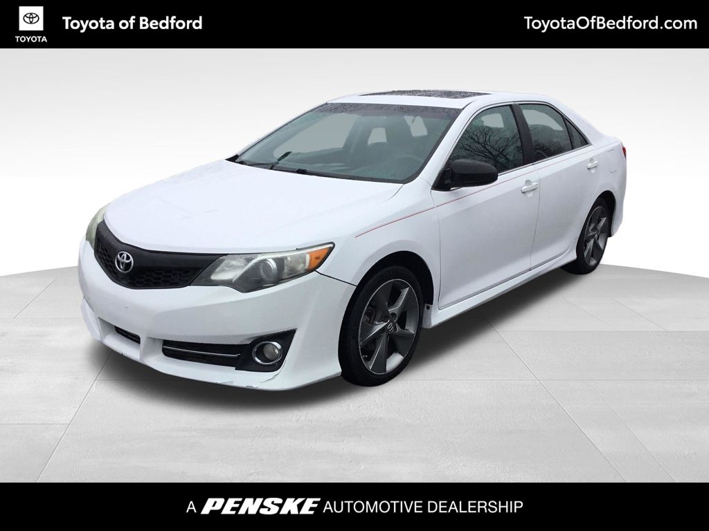 2012 Toyota Camry SE -
                  Bedford, OH