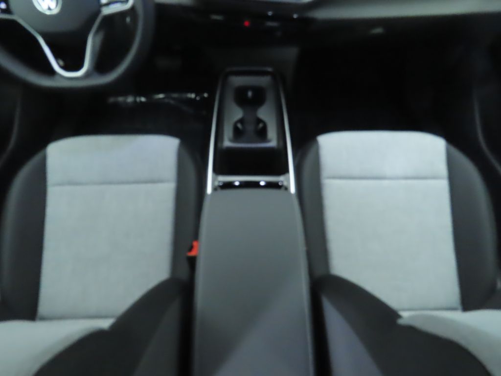 Thumbnail: 2026 Volkswagen ID.4 - 17