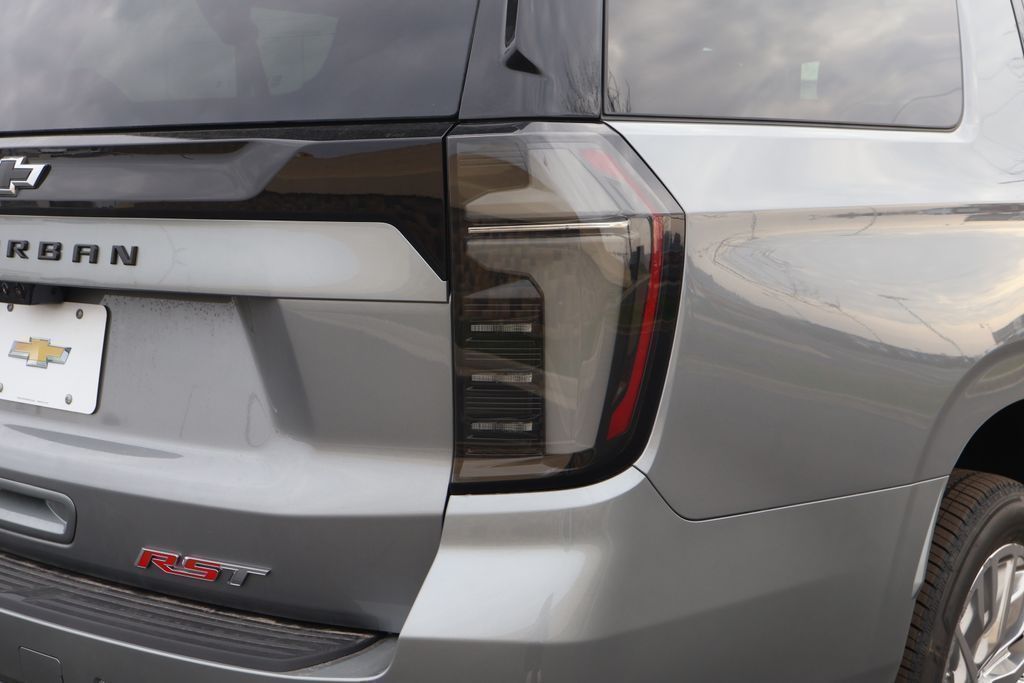 Thumbnail: 2026 Chevrolet Suburban - 7