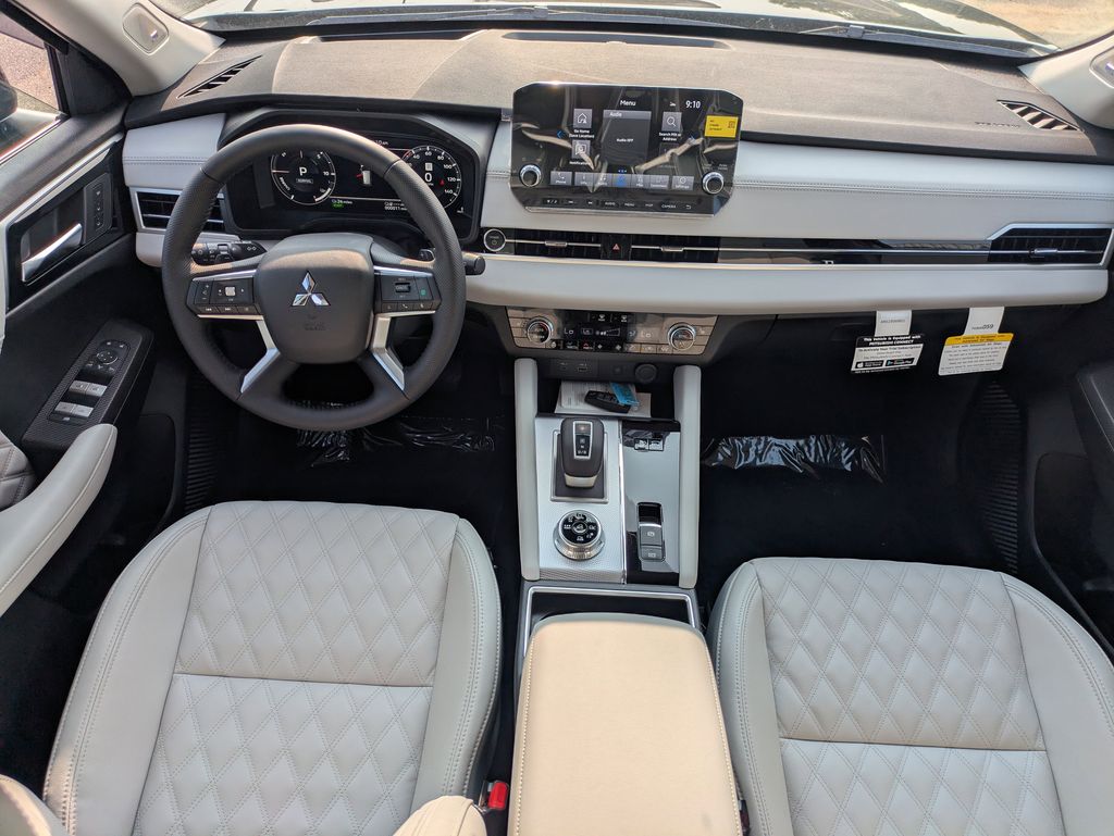 2025 Mitsubishi Outlander Plug-in Hybrid Platinum Edition - Photo 16