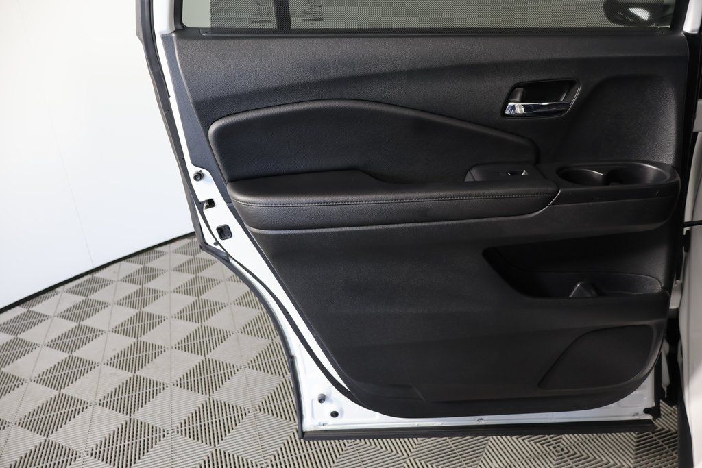 Thumbnail: 2022 Honda Pilot - 13