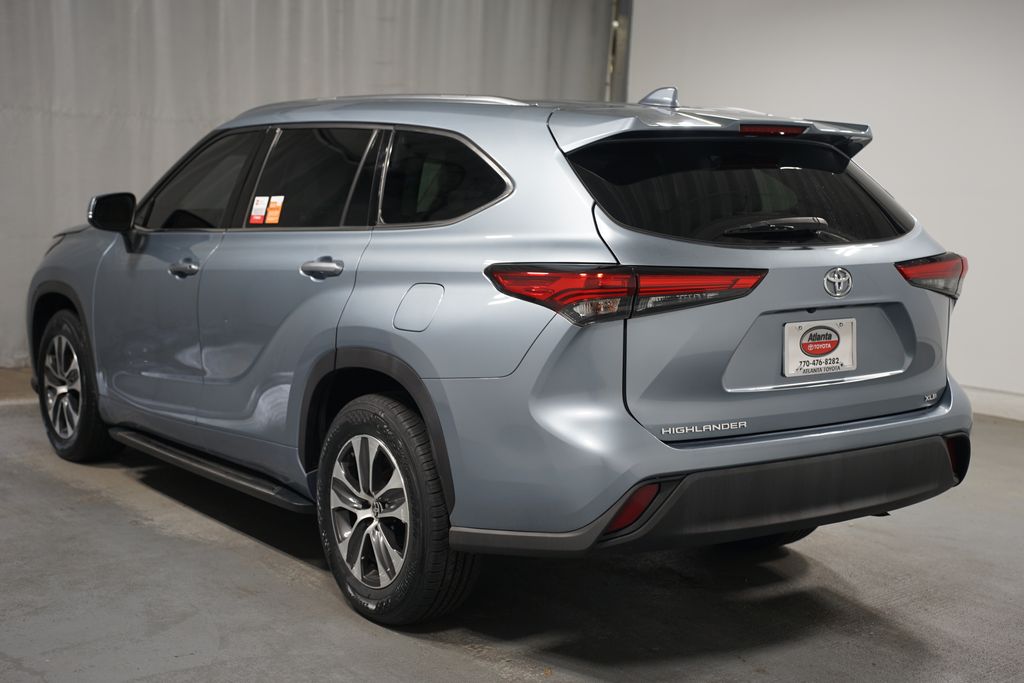 2021 Toyota Highlander XLE 6