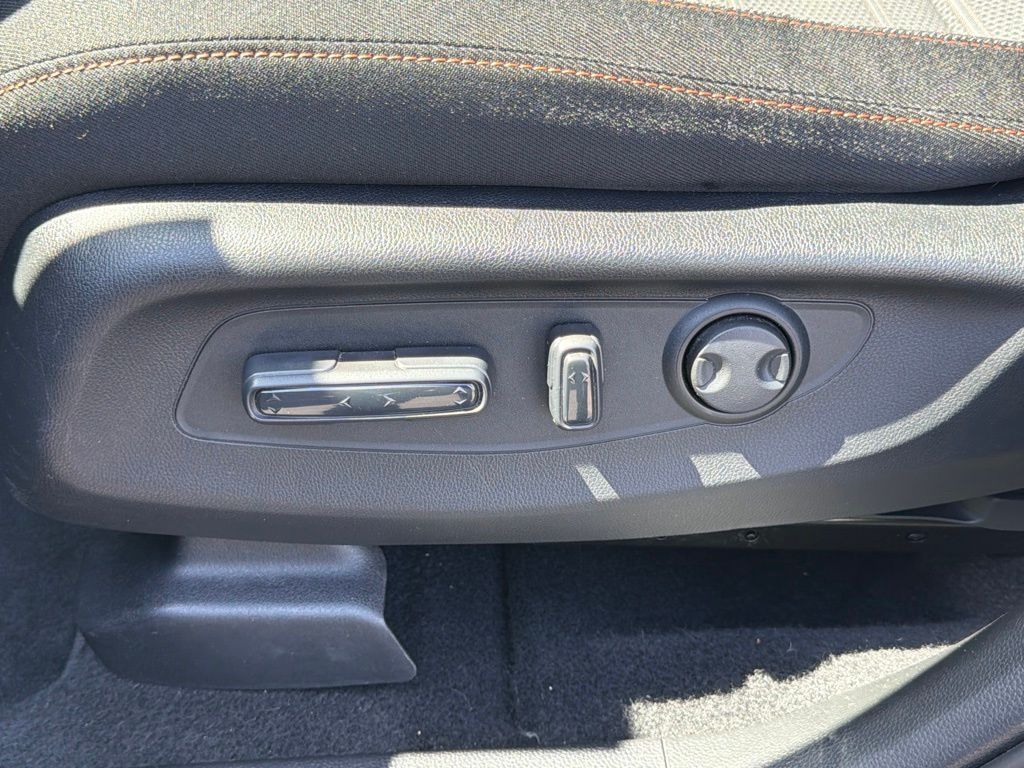Used 2025 Honda CR-V Hybrid SUV