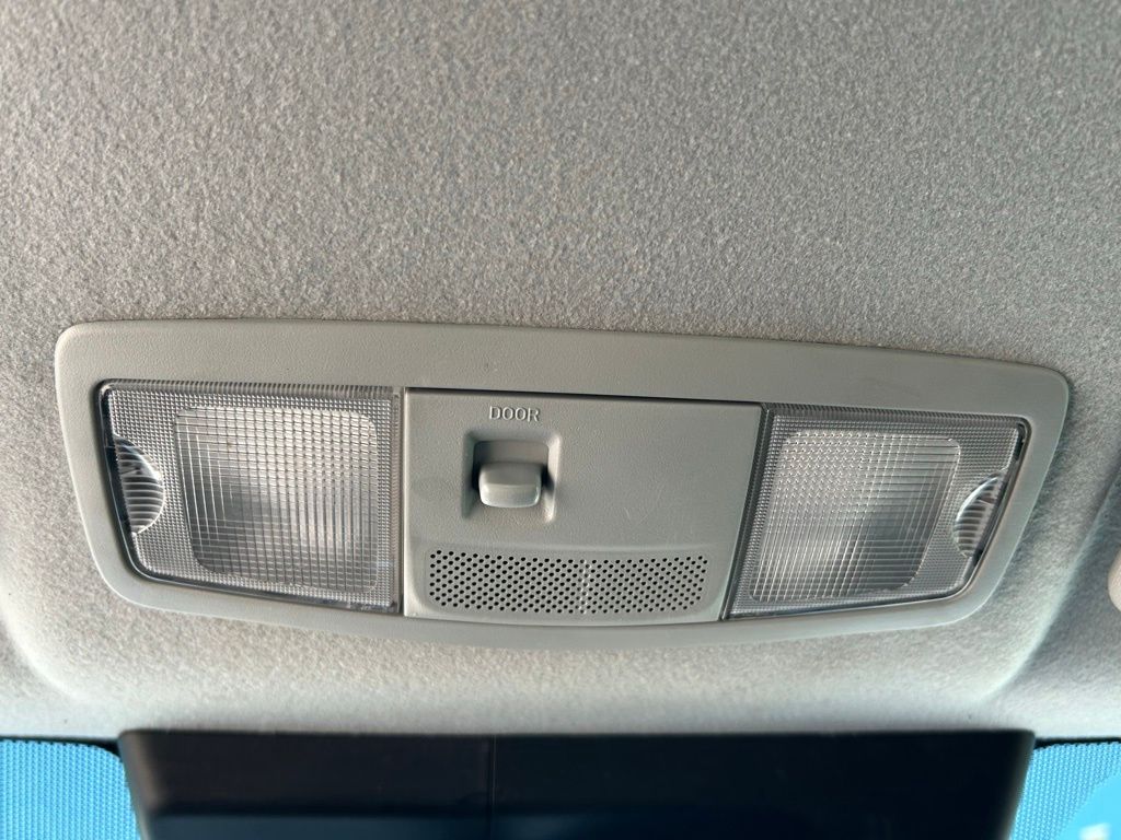 Used 2021 Gray Mitsubishi 2.0 SE image 36