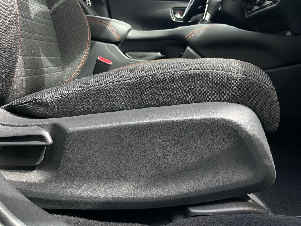 2025 Honda HR-V Sport 29