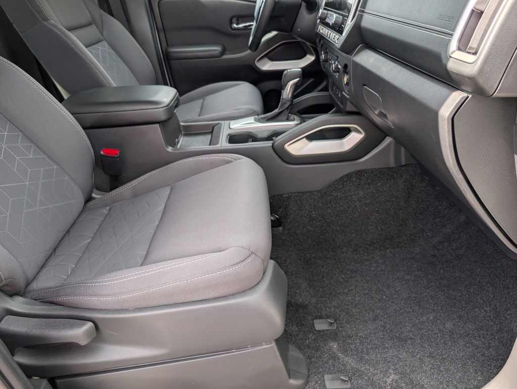 Used 2025 Nissan Frontier Truck