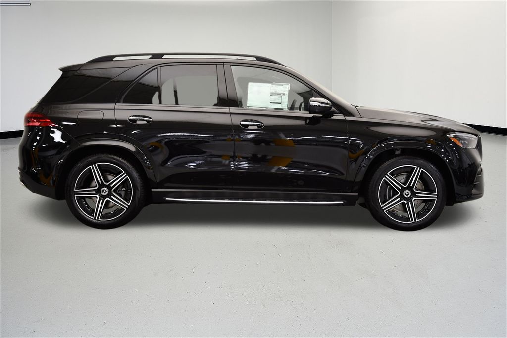 Thumbnail: 2025 Mercedes-Benz GLE - 6