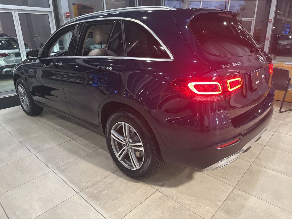 2021 Mercedes-Benz GLC GLC 300 5