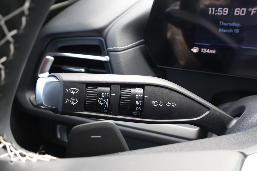 Thumbnail: 2026 Chevrolet Traverse - 25