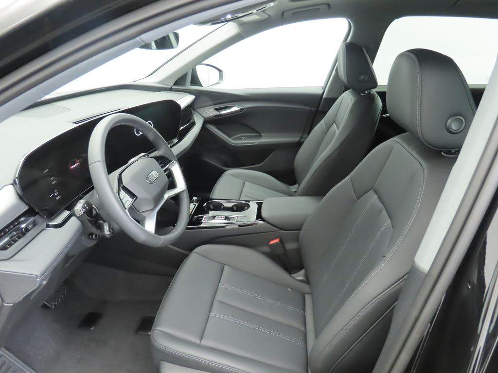 Thumbnail: 2025 Audi Q6 e-tron - 20