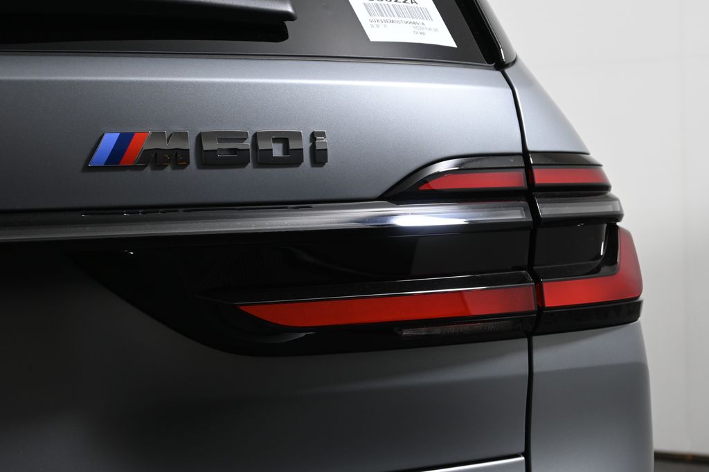 Thumbnail: 2026 BMW X7 - 13