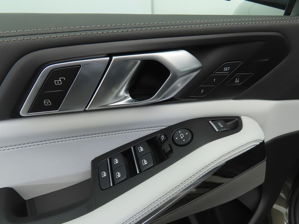 Thumbnail: 2026 BMW X5 - 24