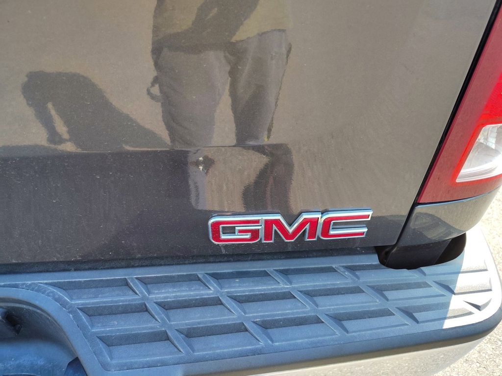 2011 GMC Sierra 1500 SLE 37