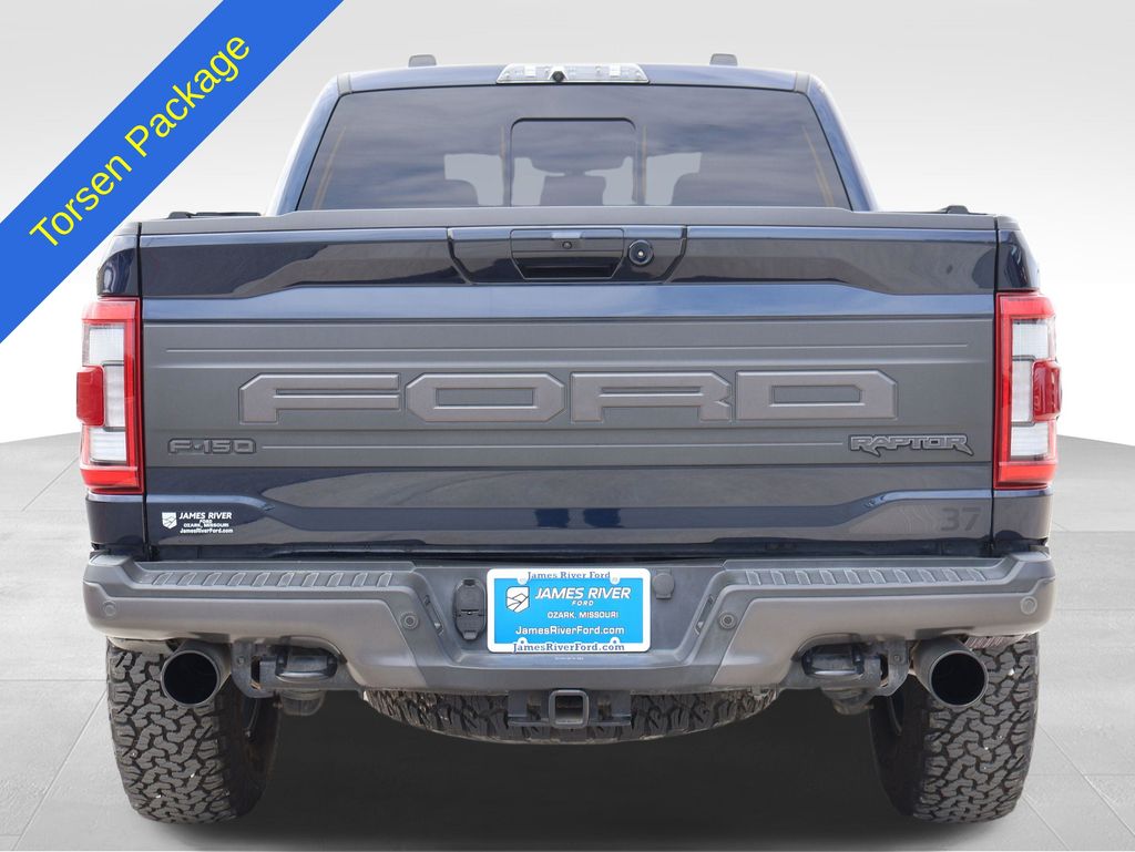 View vehicle photo 4