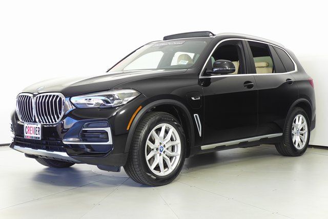 2022 BMW X5 xDrive45e 2