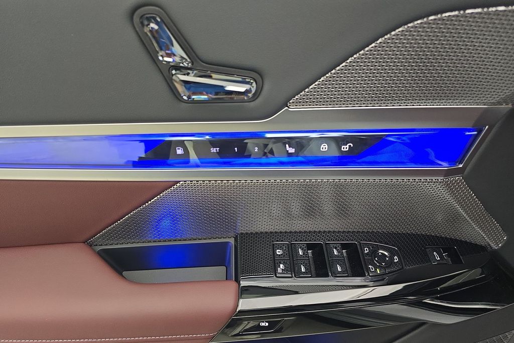 2026 Bmw 750e 750e xDrive photo 12
